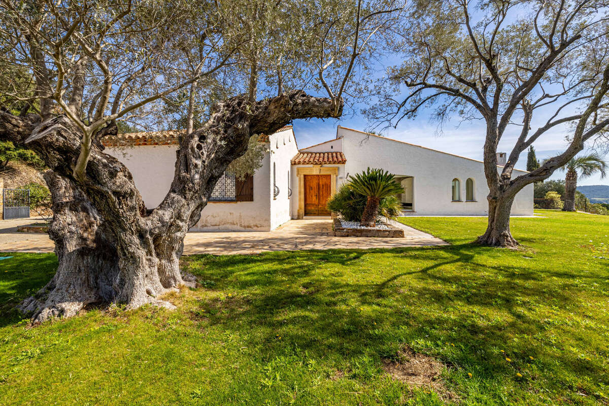 Maison à PLAN-DE-LA-TOUR