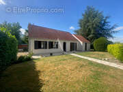 Maison à NEUVILLE-AUX-BOIS