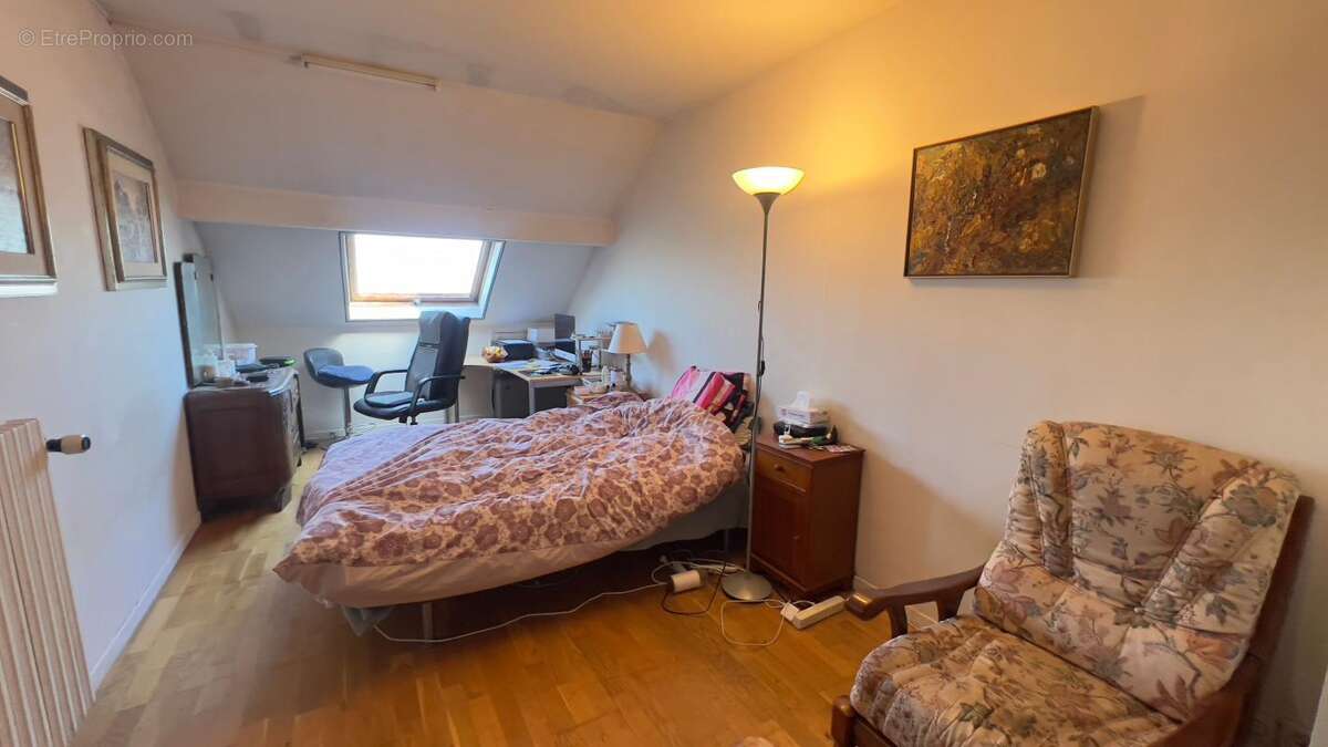 Maison à NEUILLY-PLAISANCE