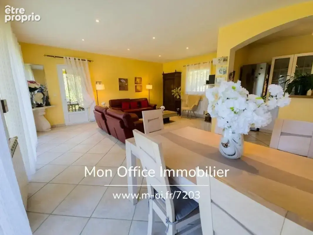 Référence : 7203-VCL - Ensemble immobilier avec deux maisons - Possibilité détachement - 20 MIN D'AIX EN PCE A ROGNES - photo 6