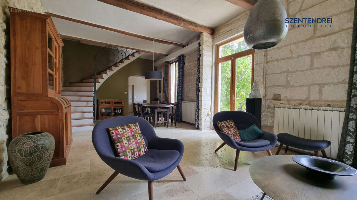 Maison à SAINT-CHRISTOL