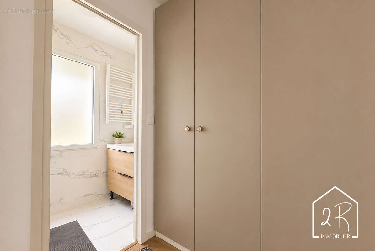 Maison individuelle de plain-pied 122 m2 habitables - Garage 35 m2- Terrain 814 m2 - photo 10