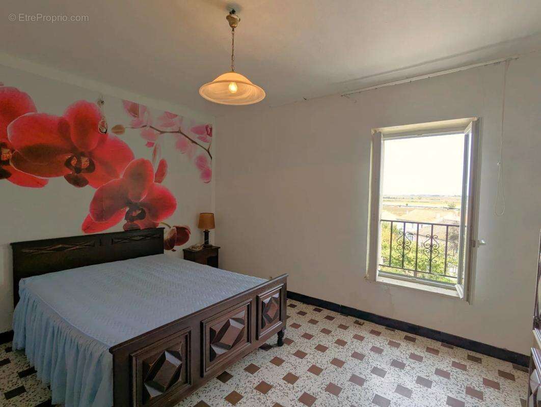 Appartement à MONTADY