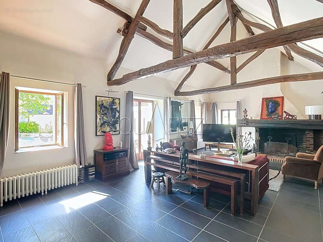 Maison à CHATEAUNEUF-EN-THYMERAIS