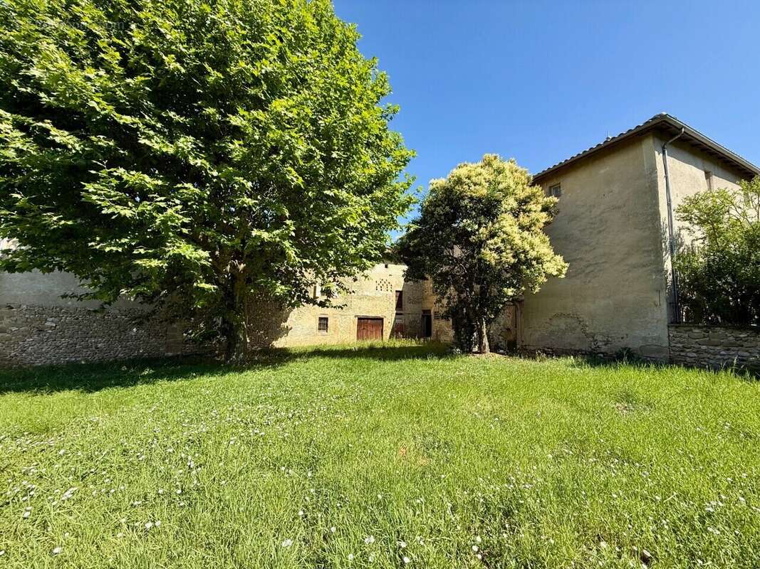 Maison à CHATILLON-SAINT-JEAN