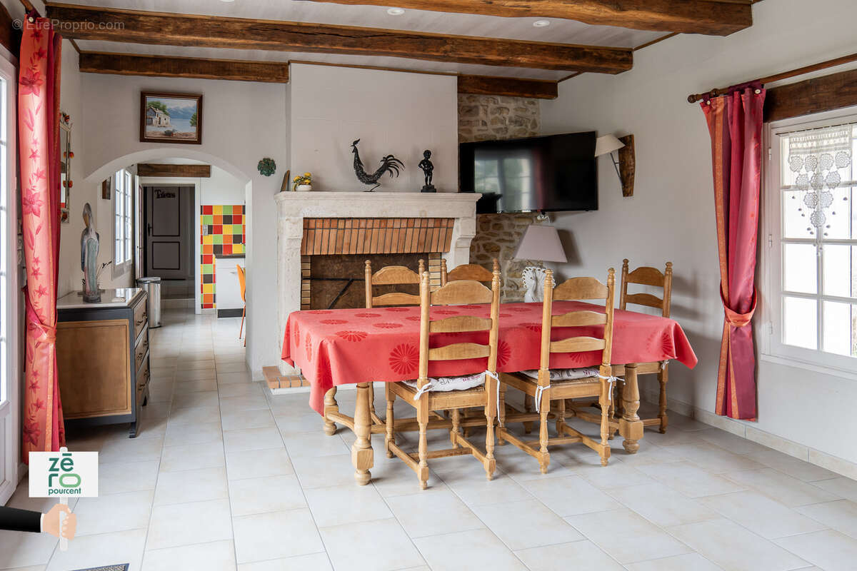 Maison à SAINT-MICHEL-EN-L'HERM