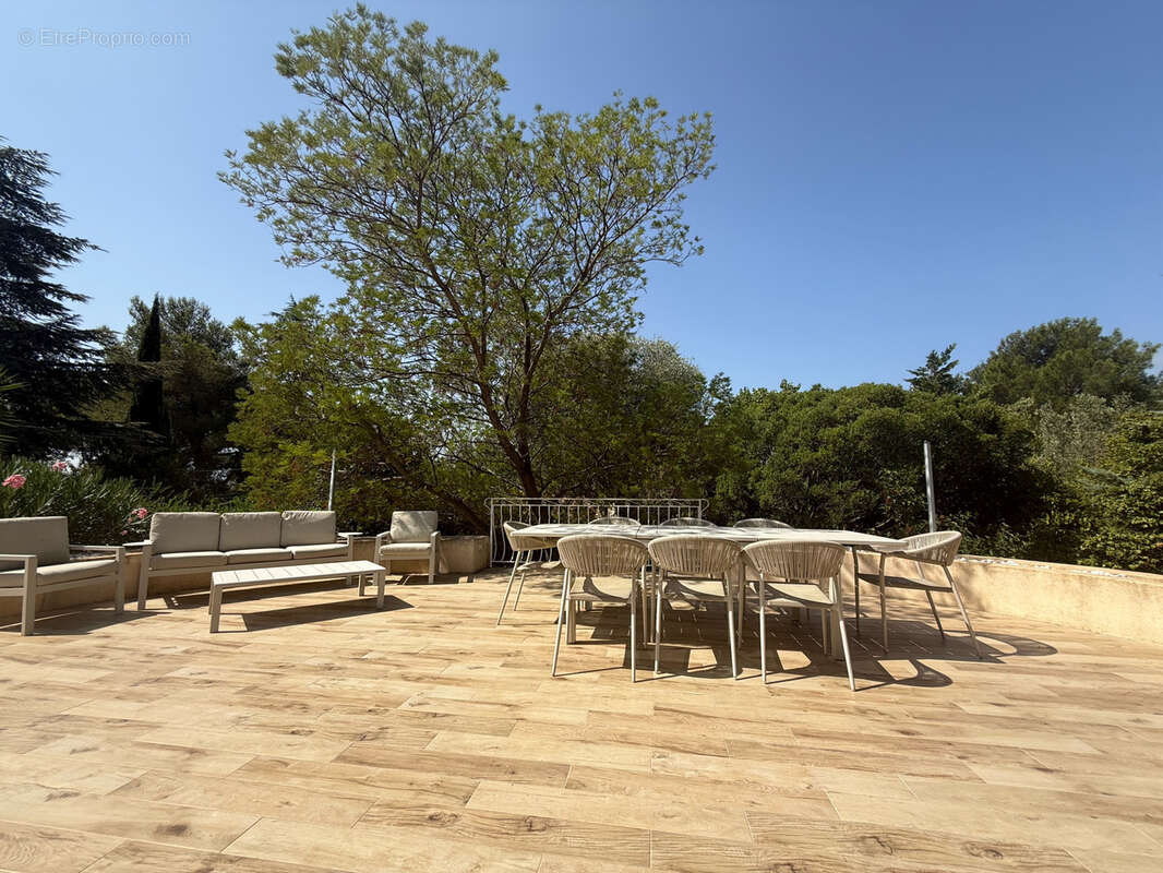 La valette du var - maison 5 pieces - 130m2 avec piscine - photo 13