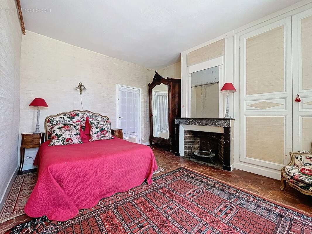 Maison à CHUELLES