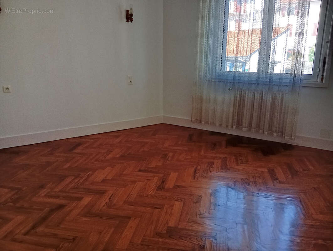 4 pièces coeur de ville - photo 10