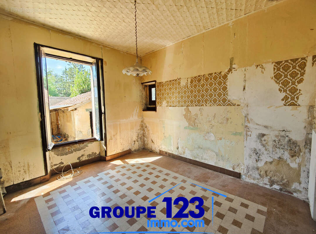 Une maison familiale aux beaux volumes, prête à écrire un nouveau chapitre - photo 6