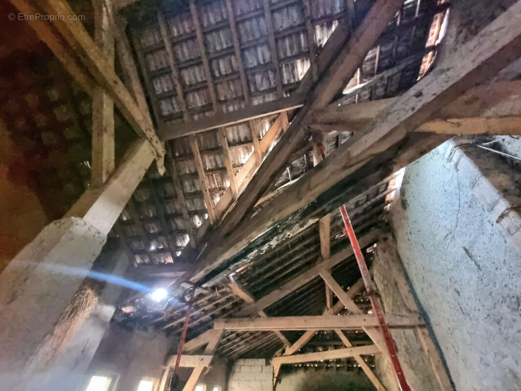 Maison à CHATEAU-BREHAIN