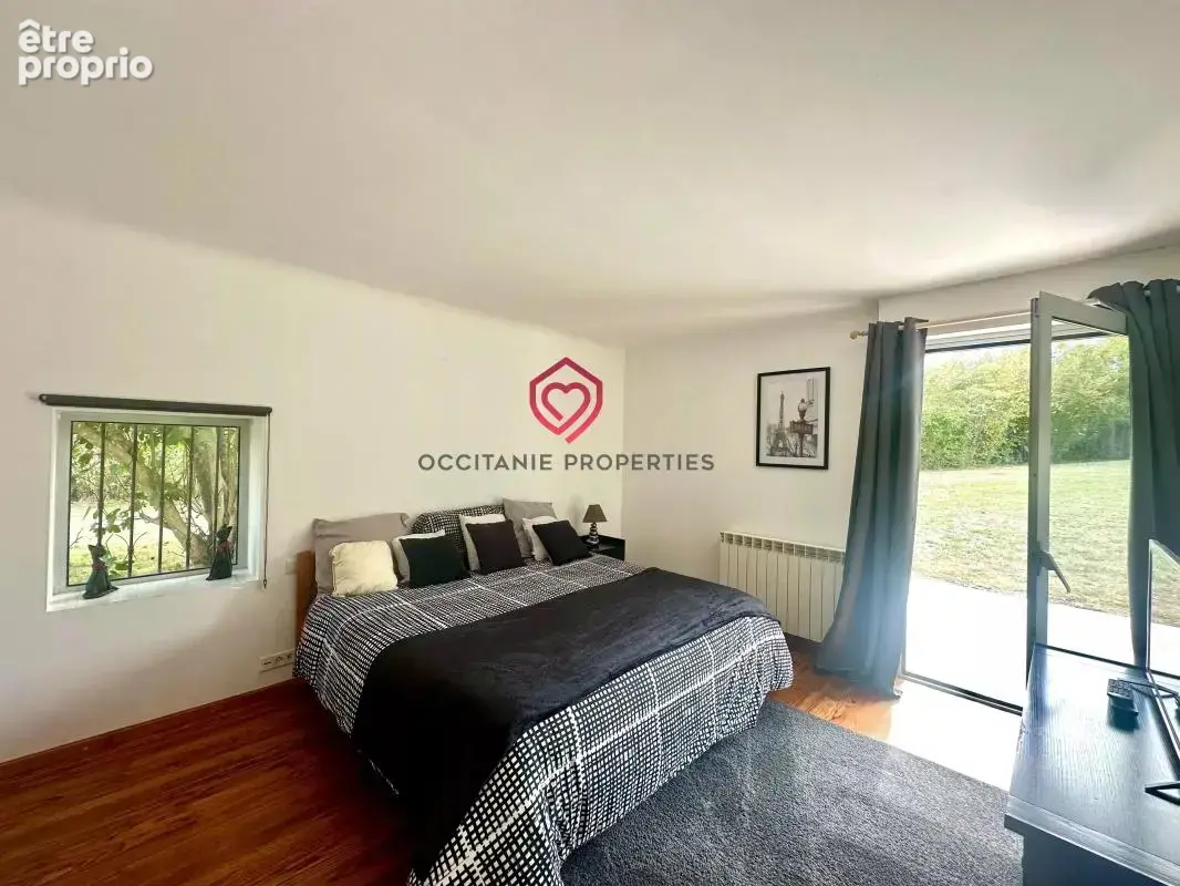 Superbe maison d’architecte avec piscine et dépendances - photo 20