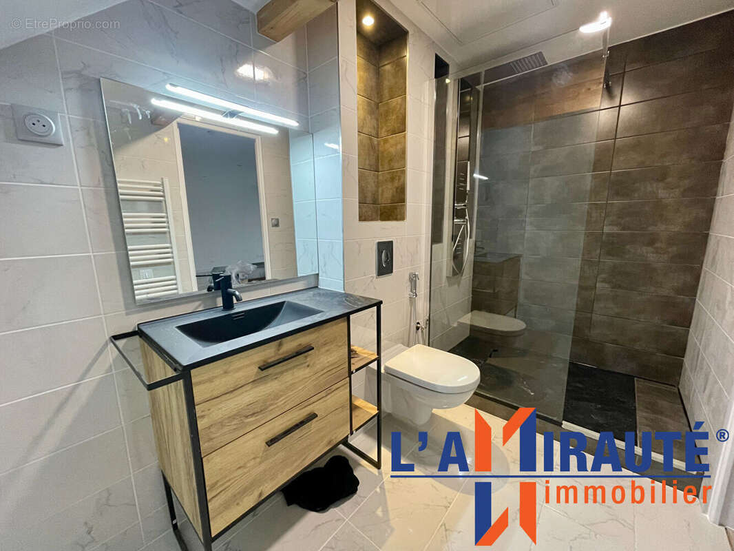 Maison à SARTROUVILLE