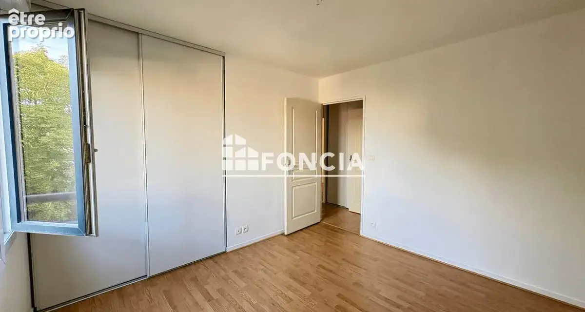 Appartement T3 lumineux et traversant de 78 m² à Mantes-la-Jolie, à proximité de la gare - photo 11