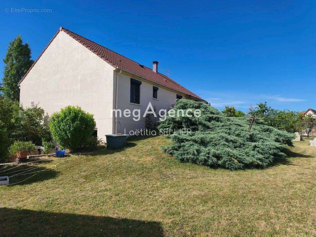 Belle maison familiale au calme et sans vis-à-vis - photo 4