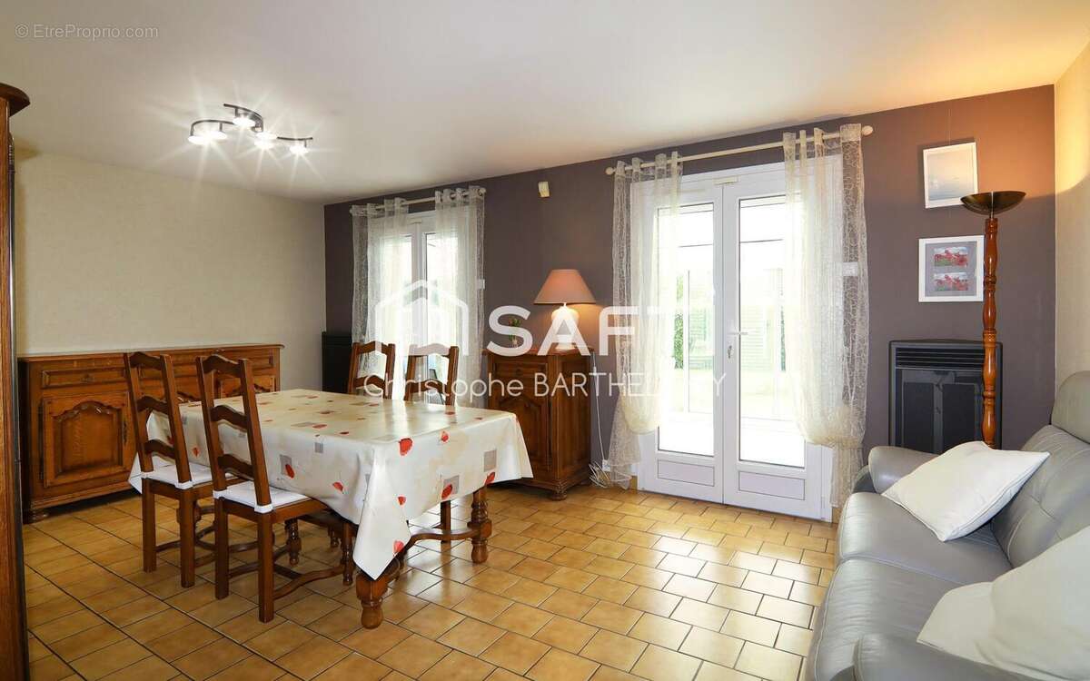 Photo 2 - Maison à CLEON