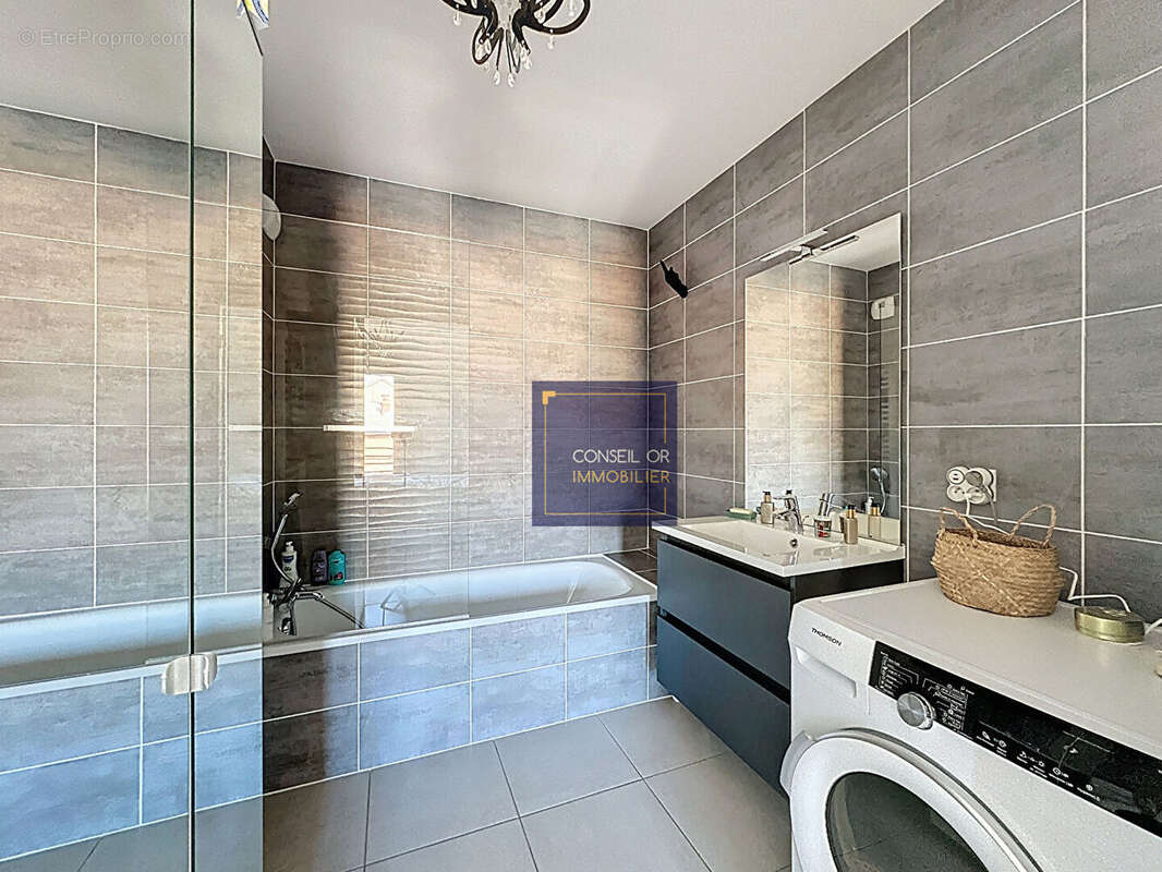 Appartement à CHAPONOST