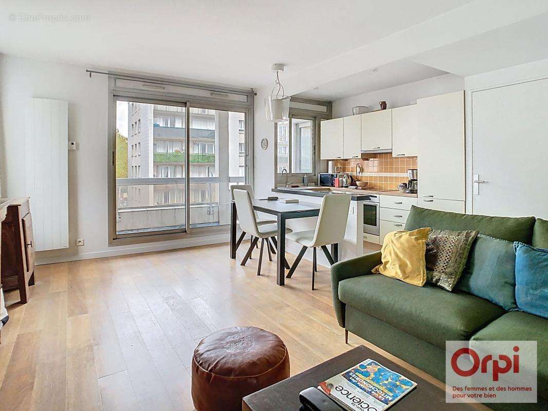 Appartement à ISSY-LES-MOULINEAUX