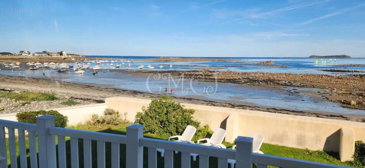 Maison à TREDREZ-LOCQUEMEAU