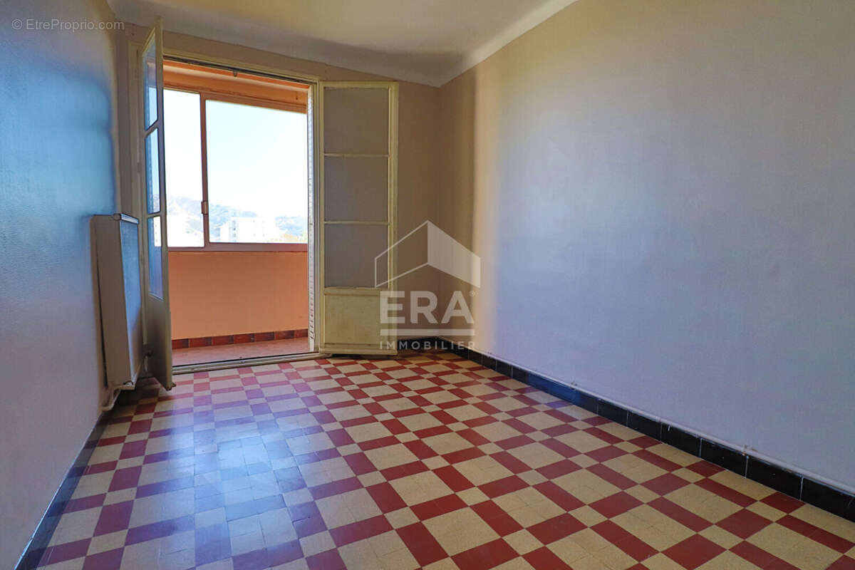 Appartement à MARSEILLE-10E