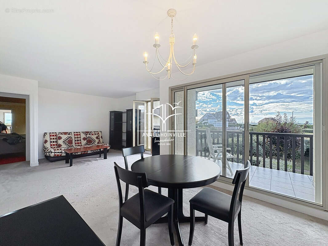 SEJOUR - Appartement à DEAUVILLE