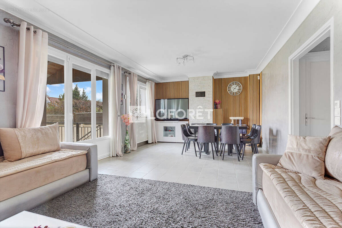 Maison à JUVISY-SUR-ORGE