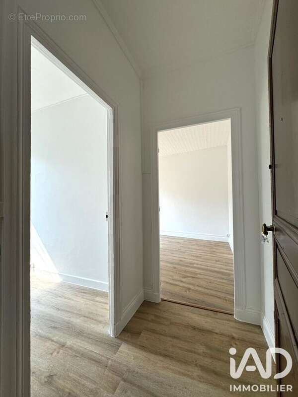 Appartement 38 m² à Montereau-Fault-Yonne  - photo 3