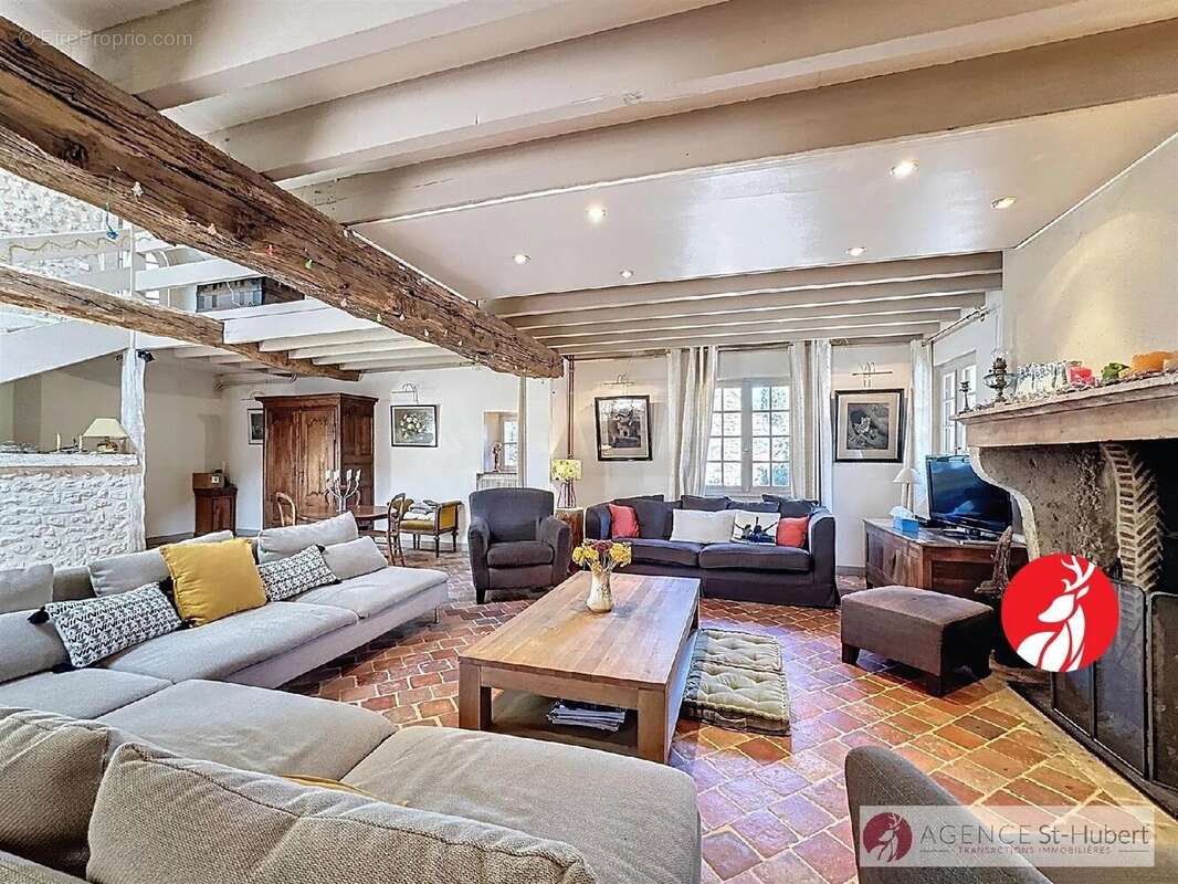 Maison à FONTAINEBLEAU