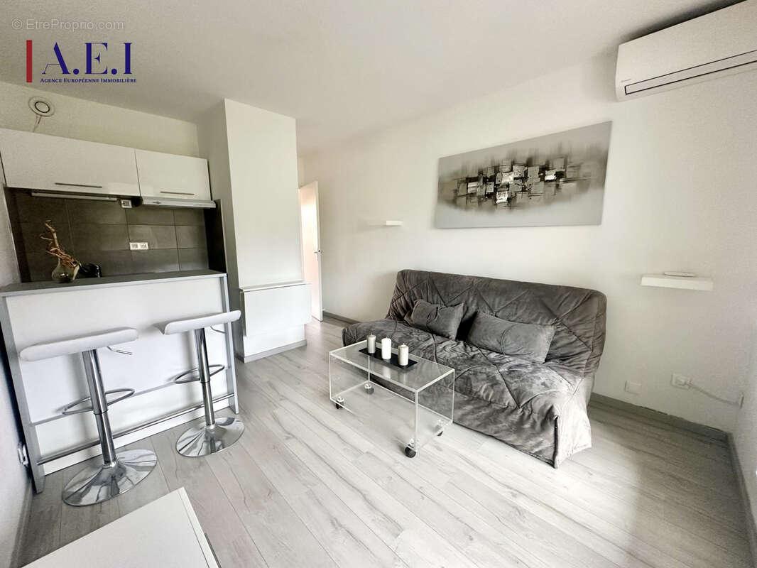 Appartement à SANARY-SUR-MER