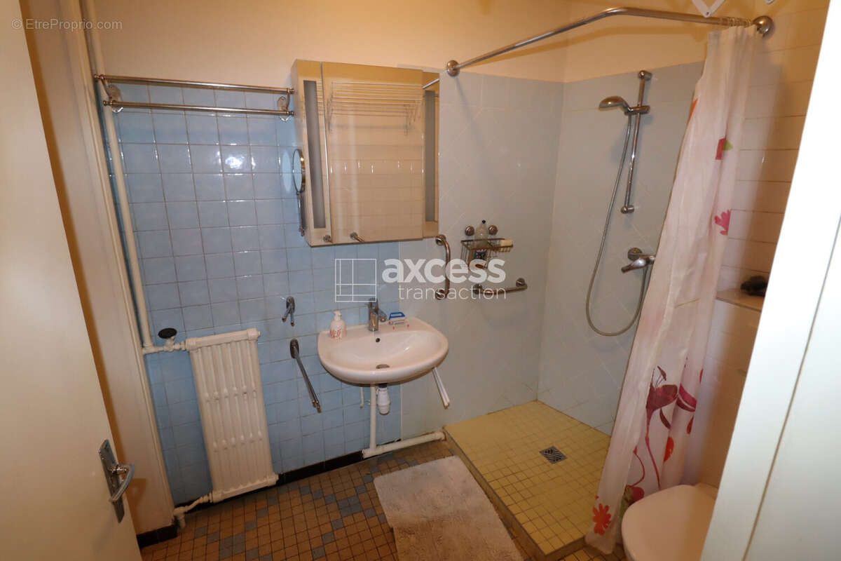 Appartement à PARIS-10E