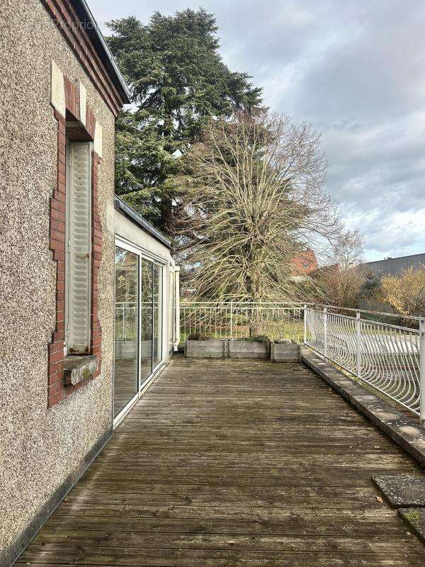 Appartement à FLEURY-LES-AUBRAIS