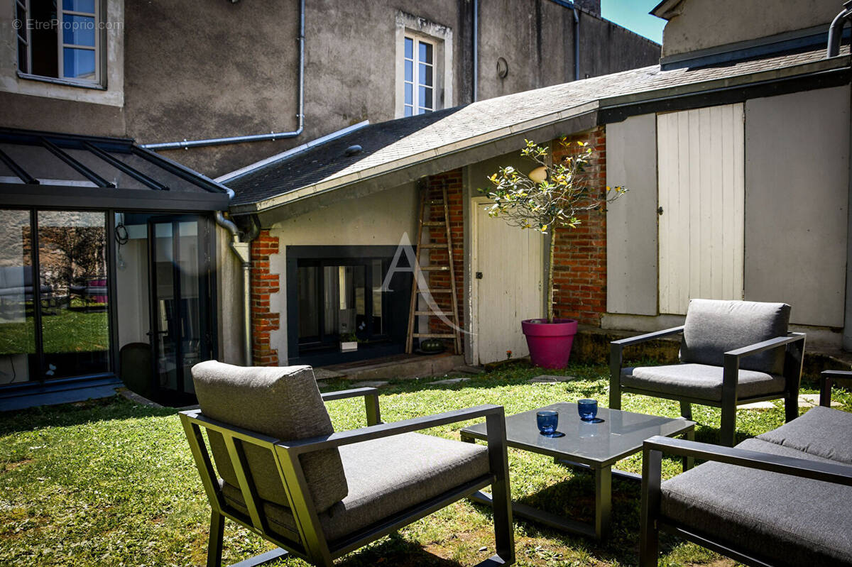 Maison à CHATEAU-GONTIER