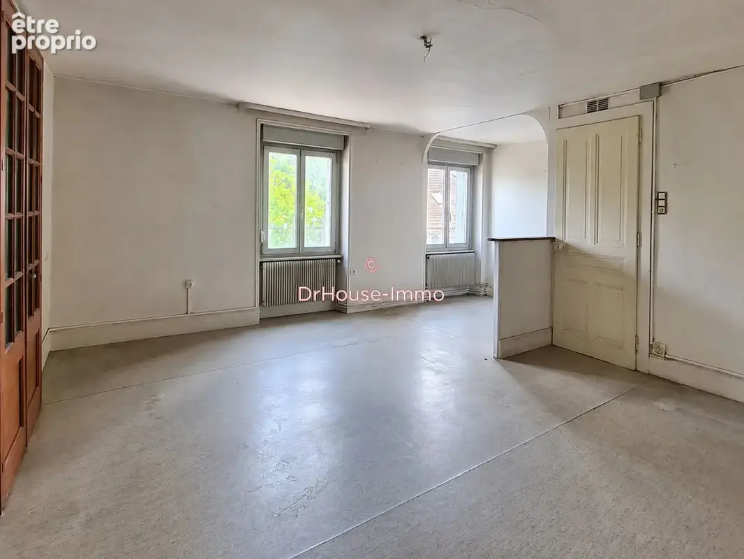 Appartement 220 m² à L'isle-Sur-Le-Doubs  - photo 2