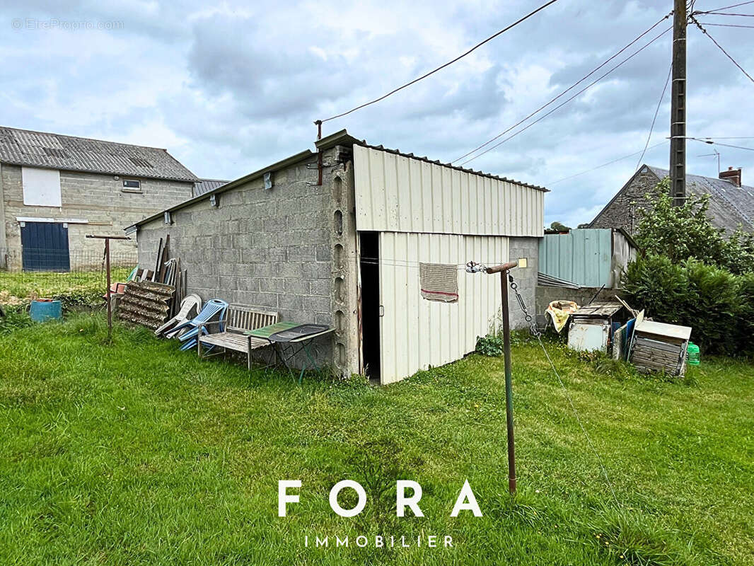 Maison à CONDE-SUR-NOIREAU