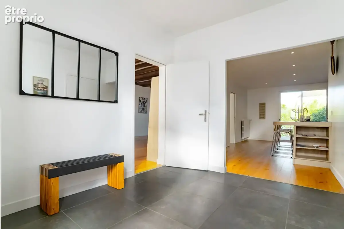Maison de ville 7 pièces entièrement rénovée sur une belle parcelle - photo 6
