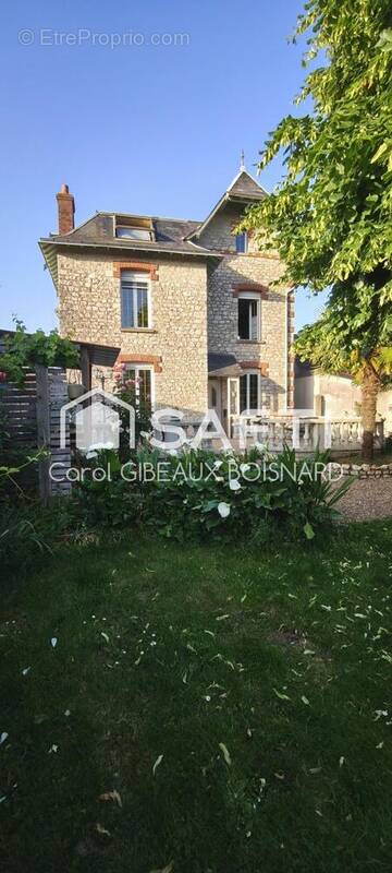 Photo 1 - Maison à ARROU