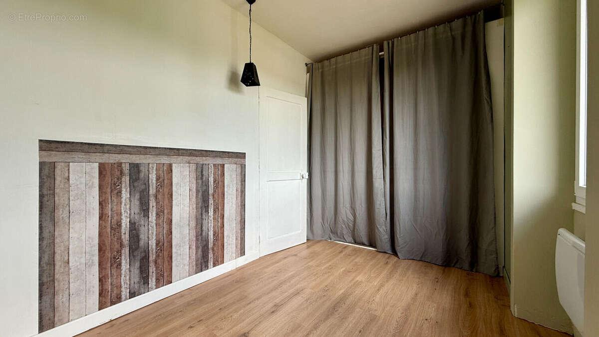Appartement à ROCHE-LA-MOLIERE