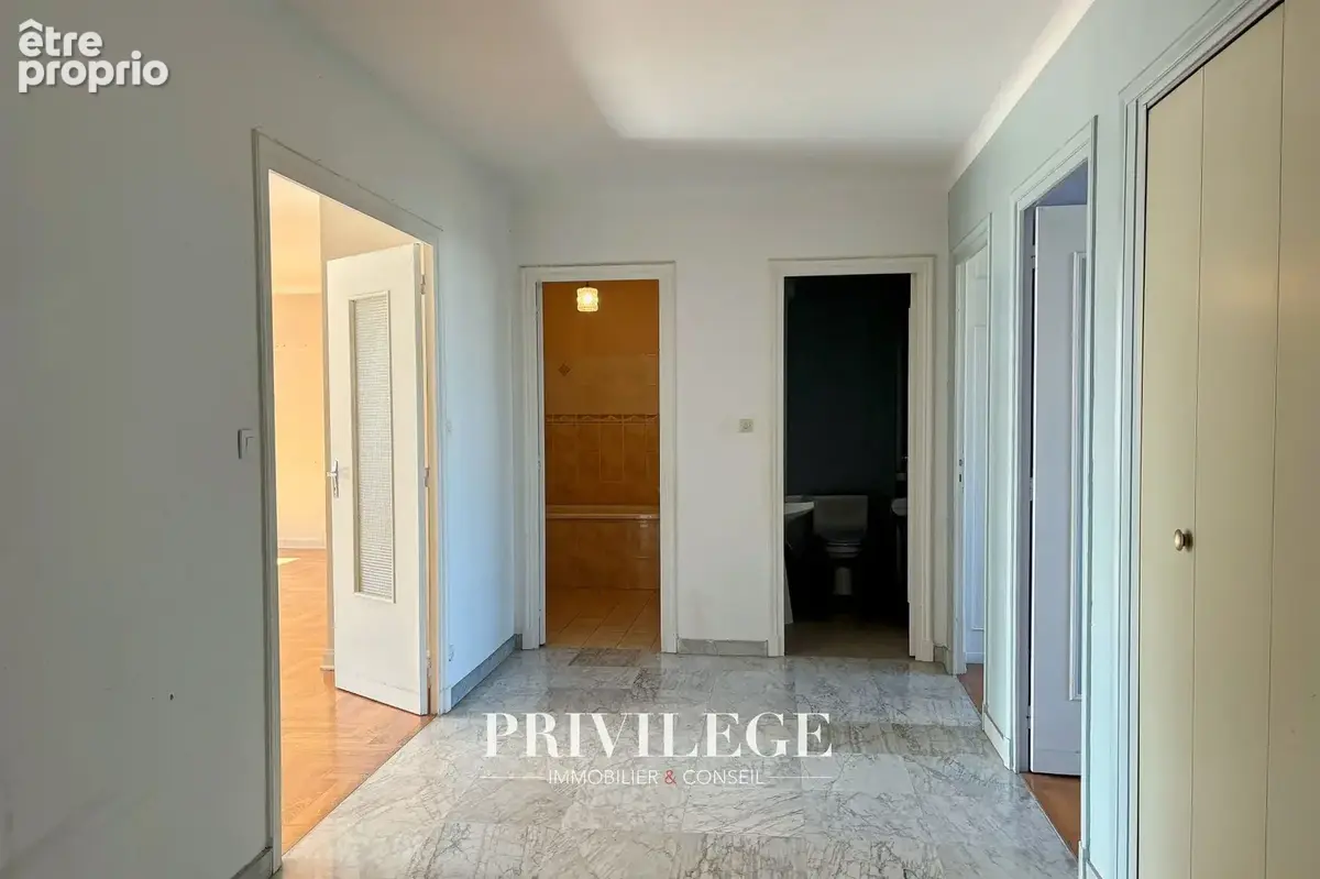 Appartement de 100 m2 avec terrasse - photo 10
