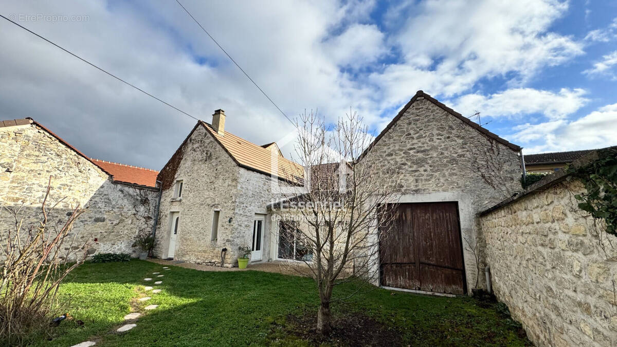 Maison à VERNOUILLET
