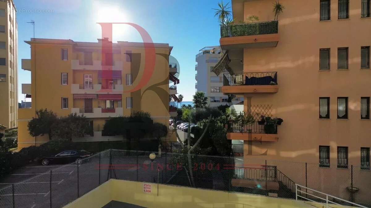 Appartement à ROQUEBRUNE-CAP-MARTIN