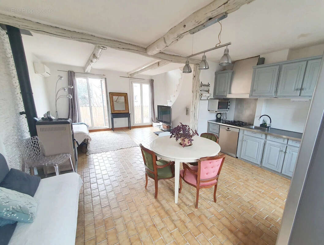 Maison à PUGET-SUR-ARGENS