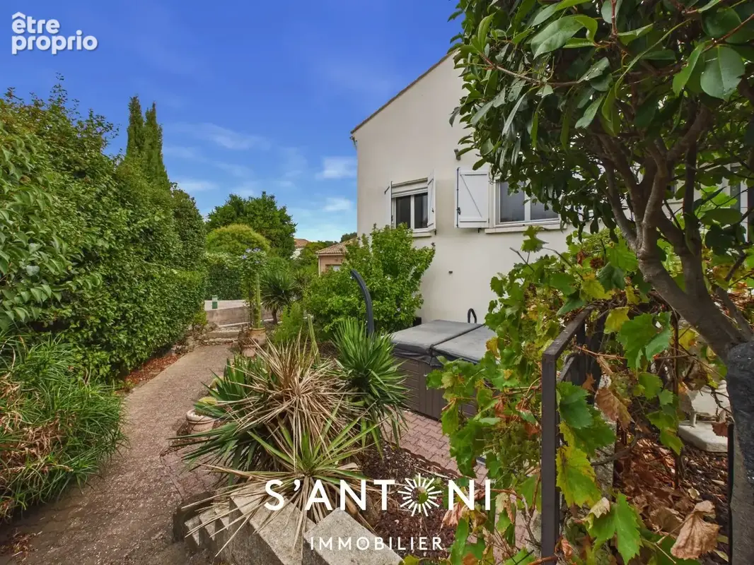 Spacieuse Villa Familiale sur Vaste Terrain - photo 23