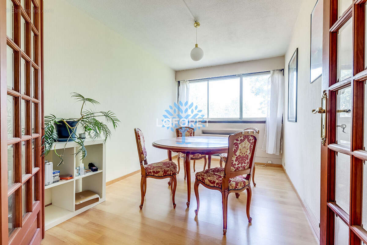 Appartement à FONTENAY-SOUS-BOIS