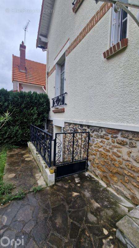 Maison à NEUILLY-SUR-MARNE