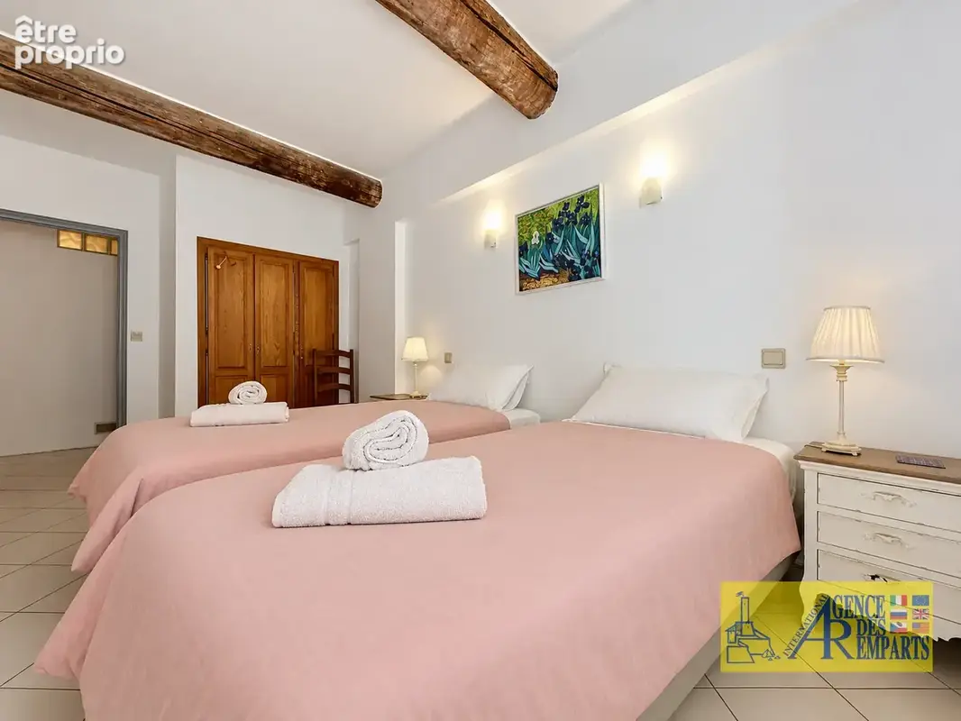 Vieil antibes   maison avec terrasse et garage - photo 10