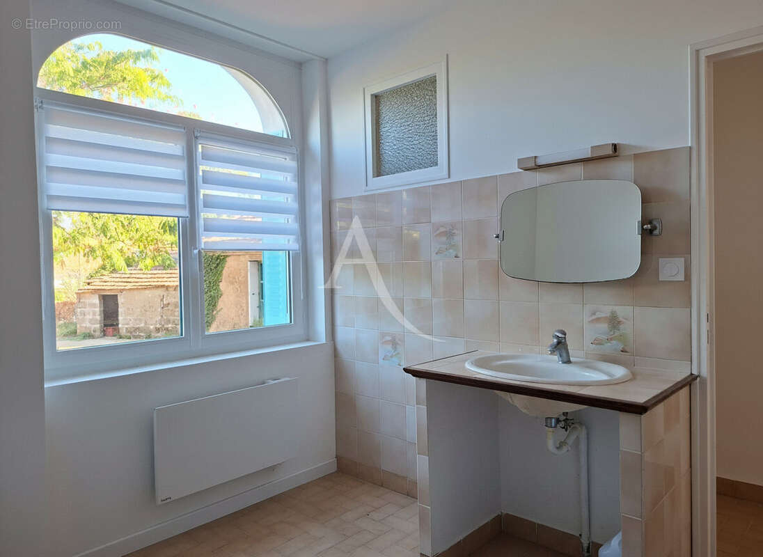 Maison 4 chambres - charme de l'ancien - photo 11