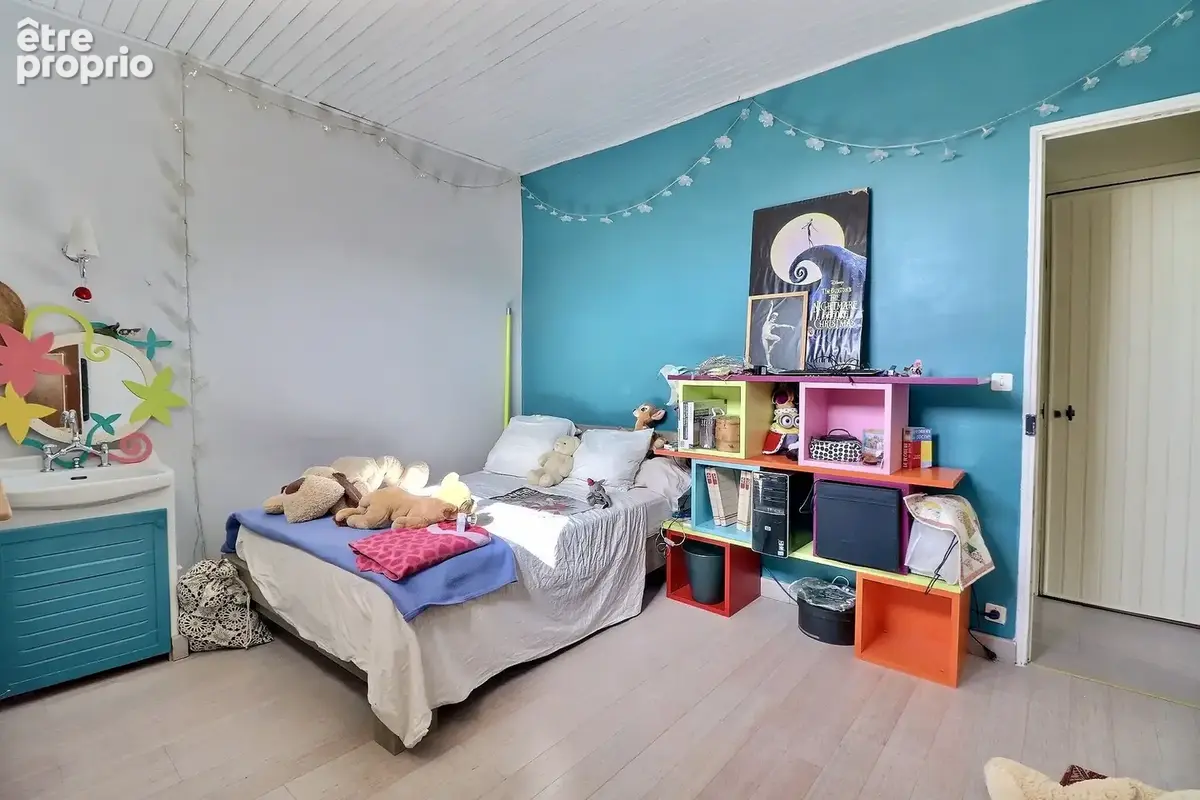 Villa familiale T8 avec beaucoup de charme entre Château-Gombert et Plan-de-Cuques, 240m2 sur 1400m2 de jardin - photo 14