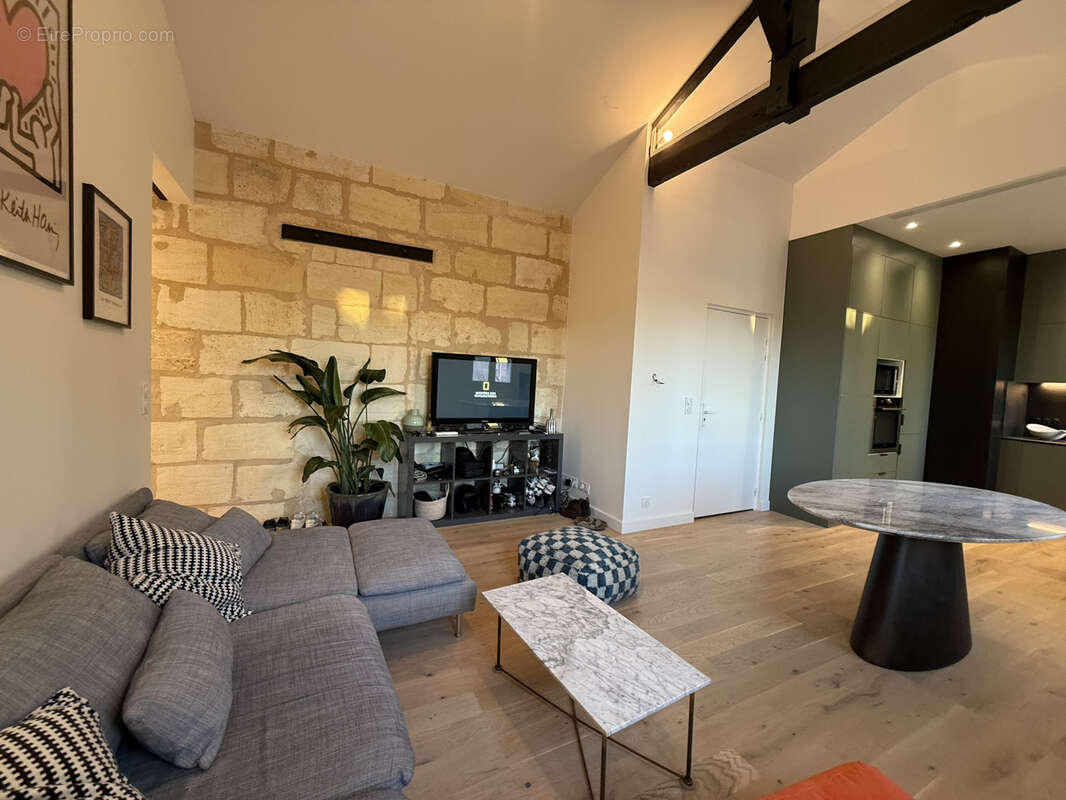 Appartement à BORDEAUX