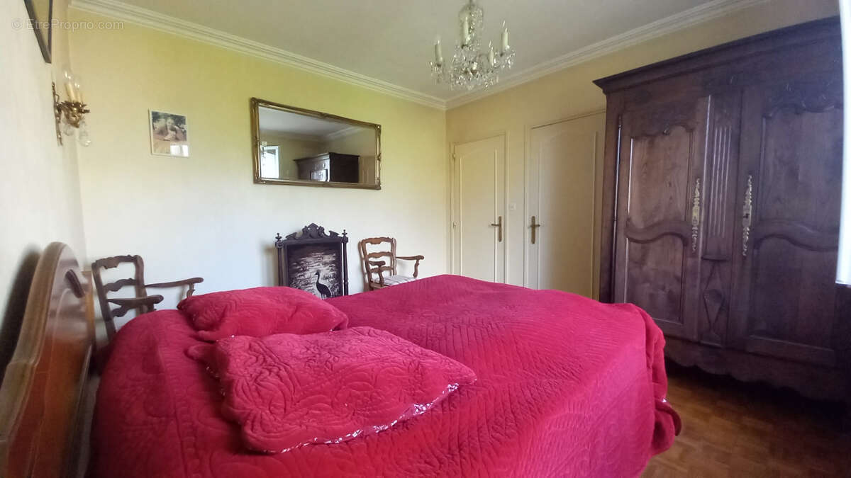 Maison à PLOURIVO