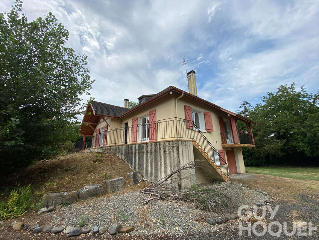 Maison familiale de 107 m²  proche Salies de Béarn sur un terrain de 2 800 m² - photo 2